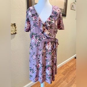 ☘️Exhilaration ruffled floral dress size XL